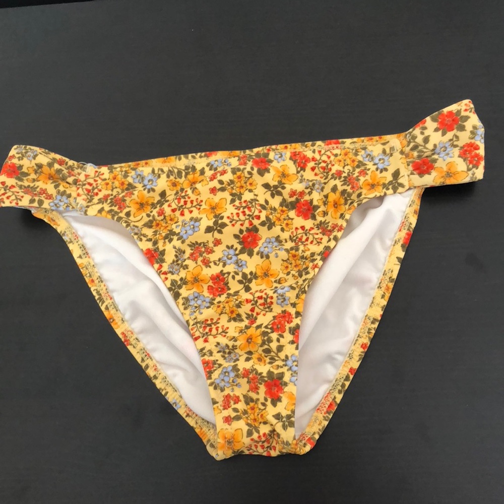 O’Neil bikini bottom